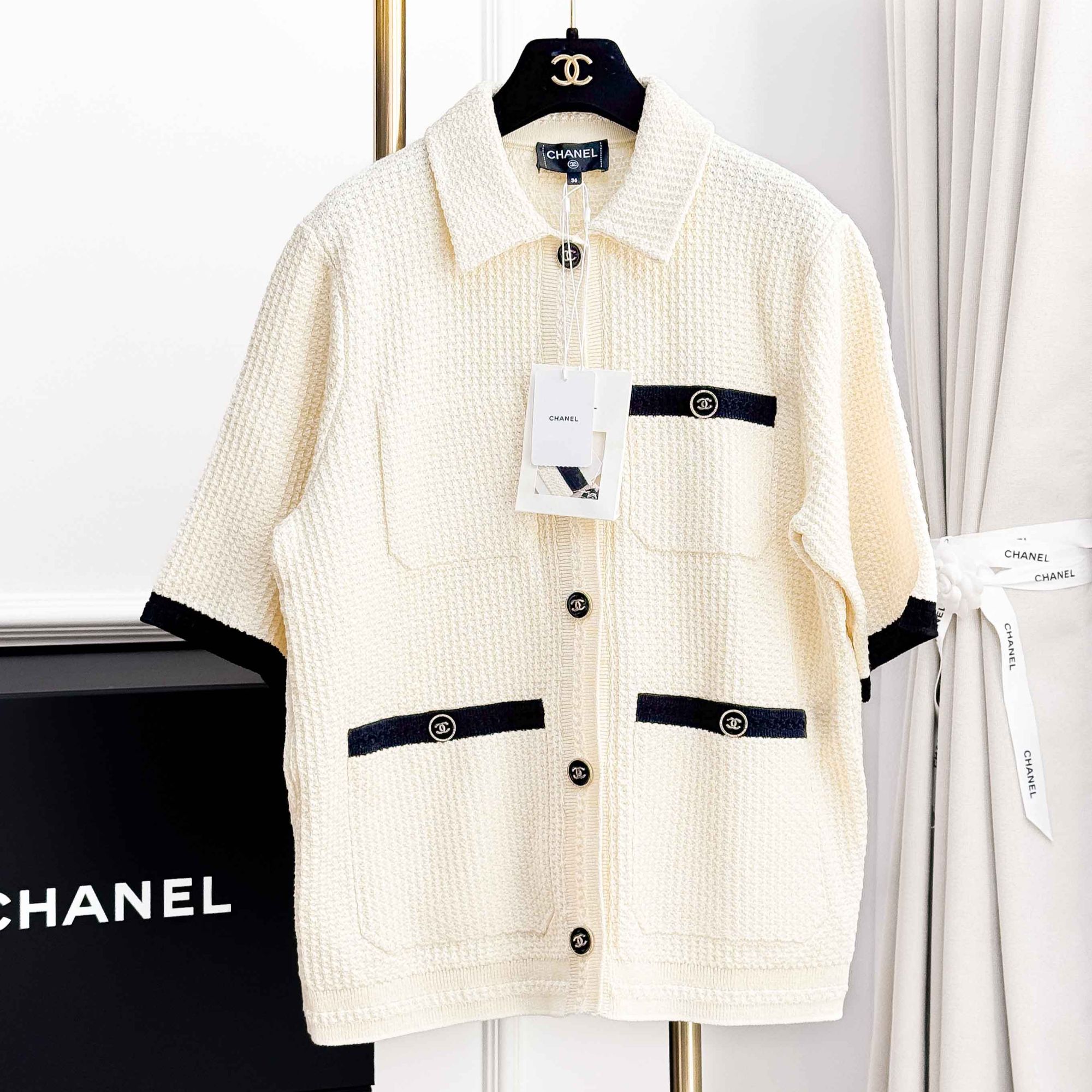 99新 Chanel/香奈儿 36码24P春夏预告米白色黑边针织短袖外套