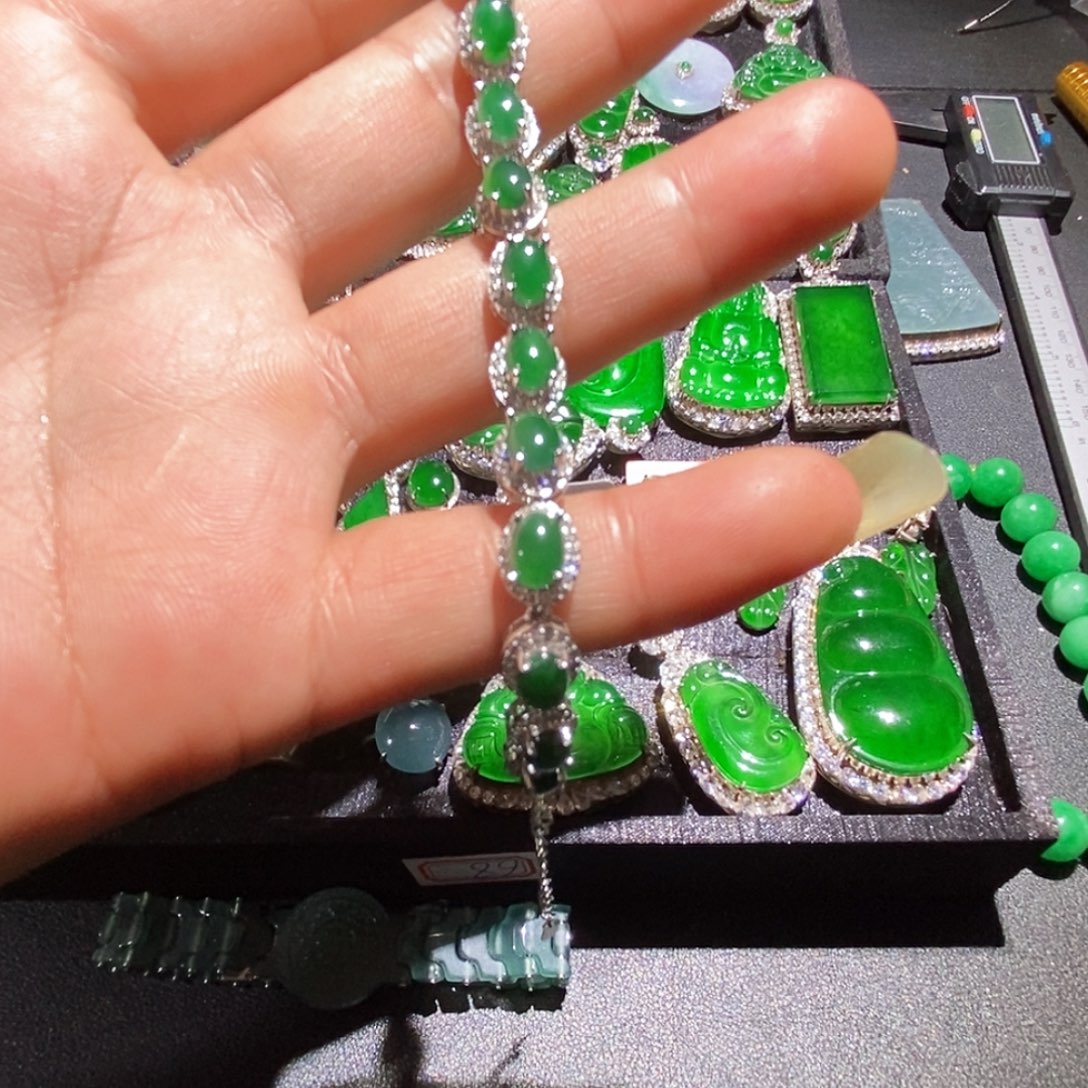 翡翠未镶嵌手链A货翡翠13