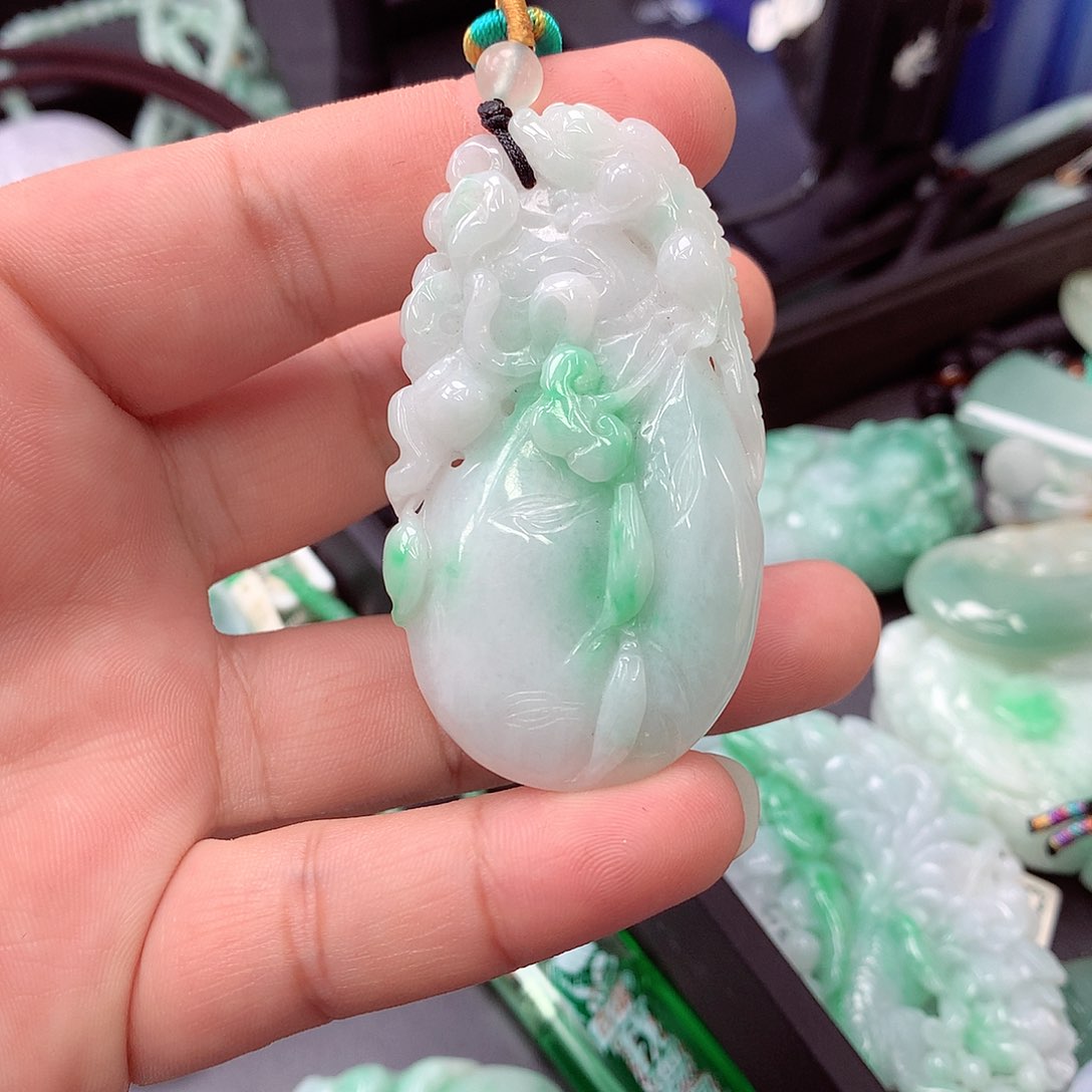 翡翠吊坠(不含链)未镶嵌✨****）