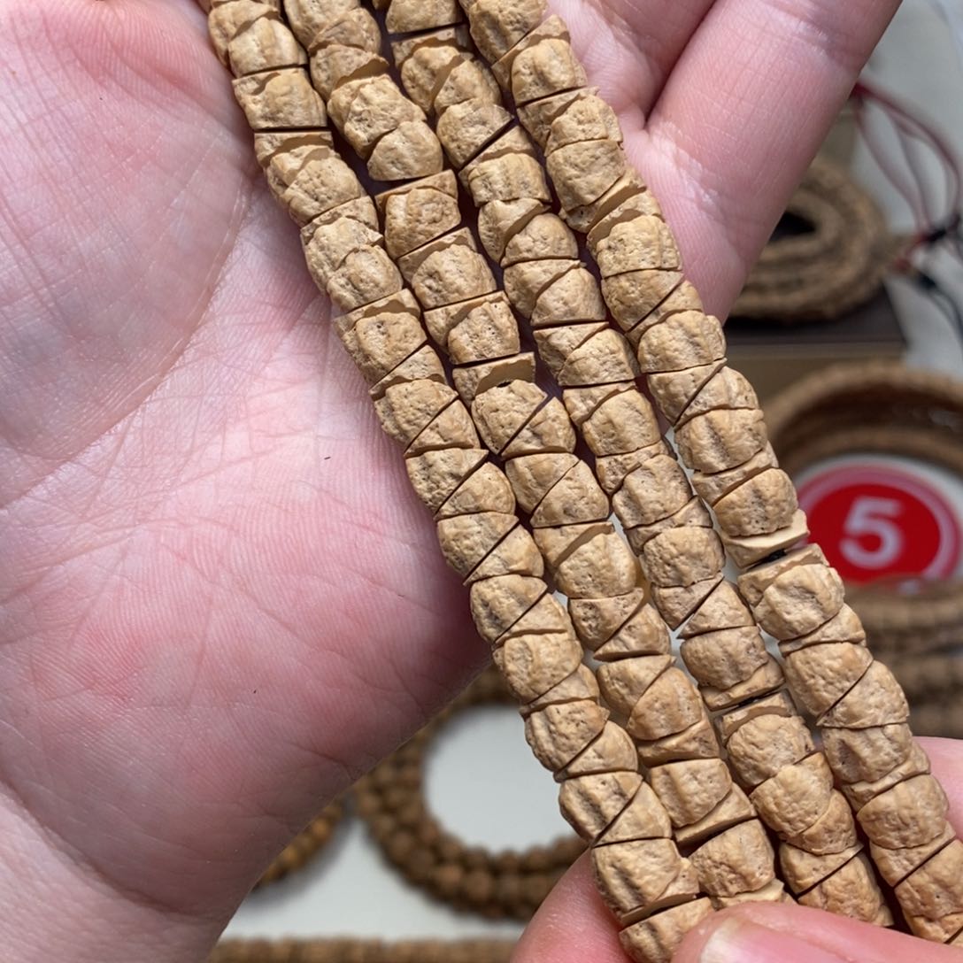 柏香籽/百香籽吊坠