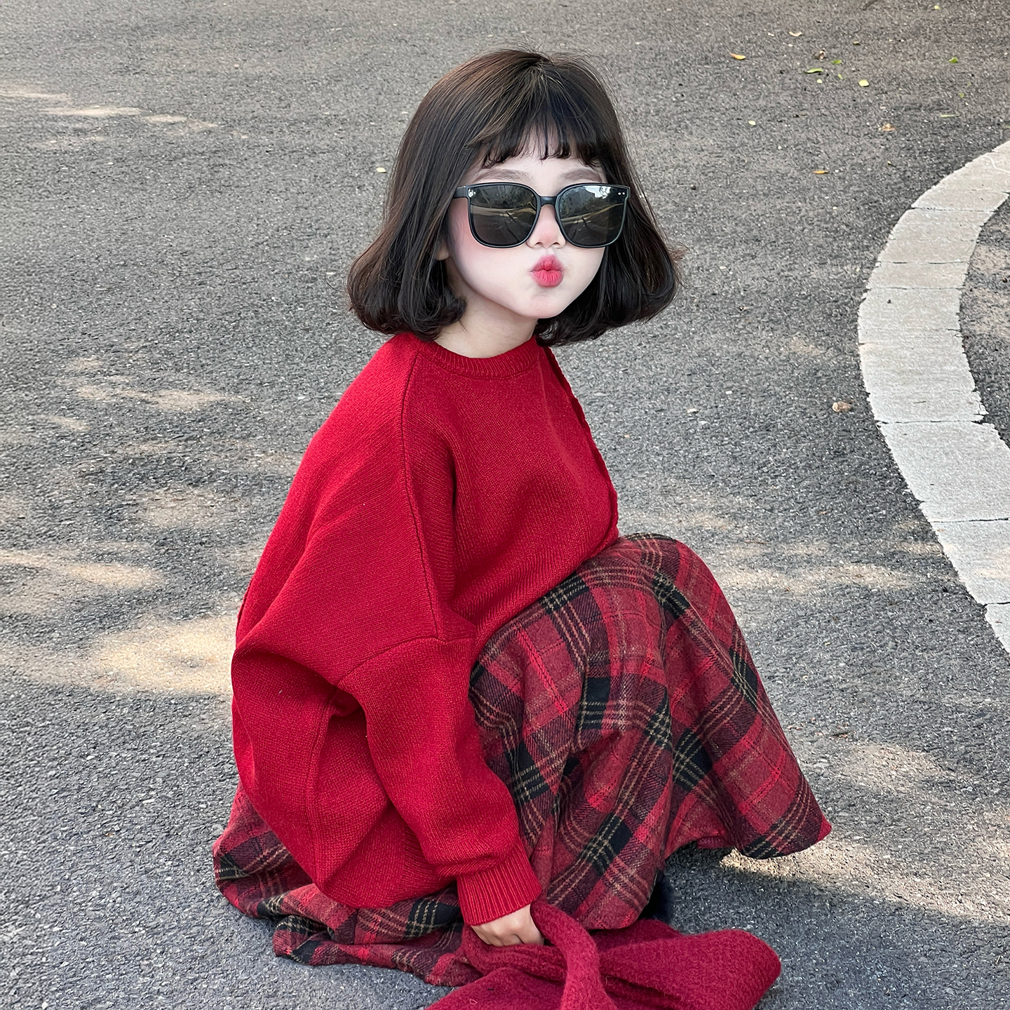 女大童红色本命年套装2025新款女孩冬装洋气针织毛衣儿童拜年穿搭