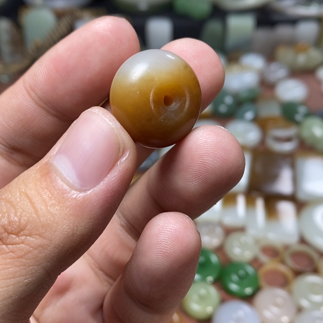 和田玉吊坠(不含链)未镶嵌