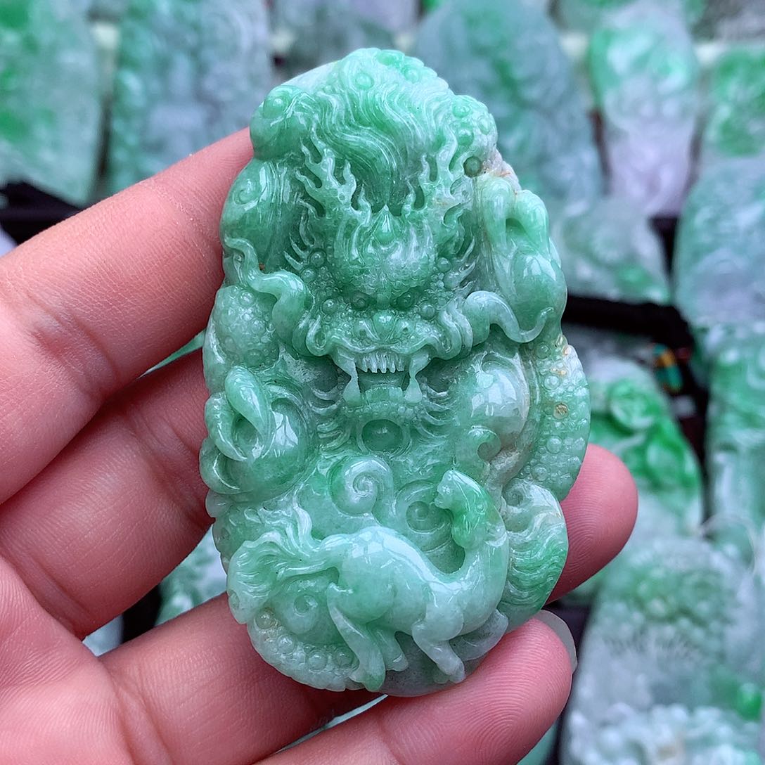 翡翠吊坠(不含链)未镶嵌