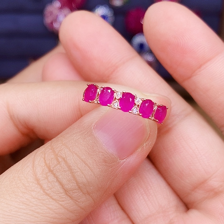 银S925镶嵌红宝石戒指