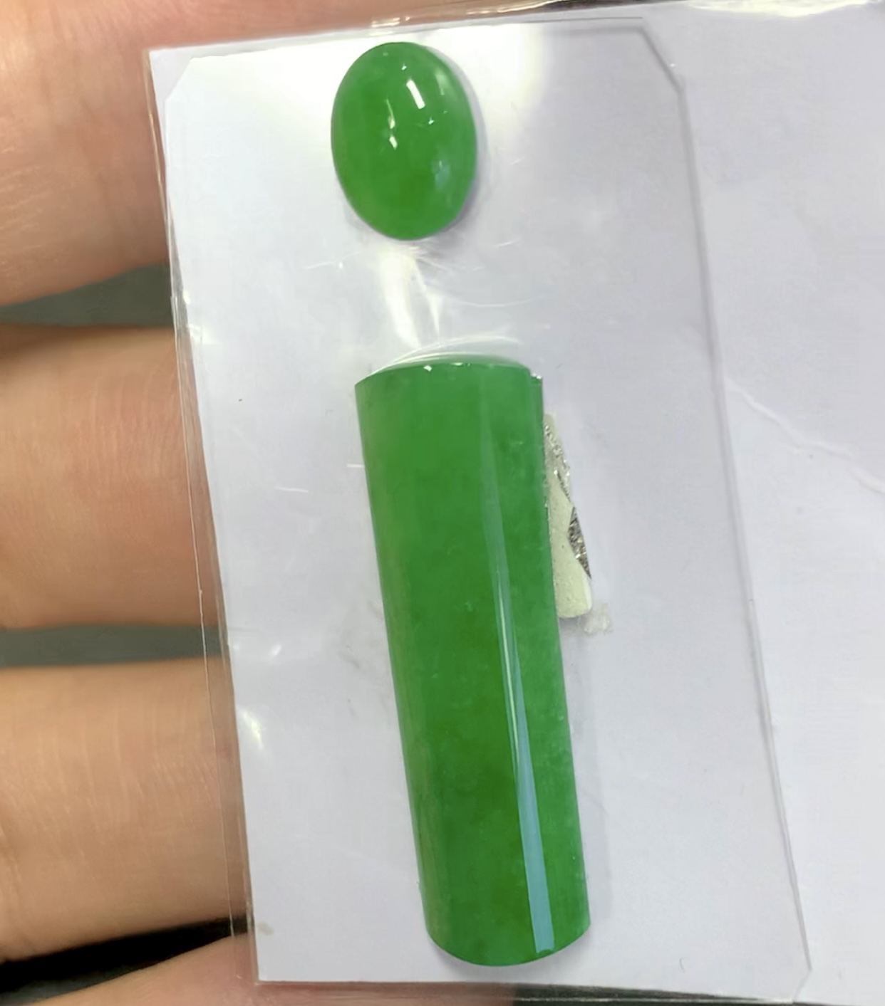 天然a货缅甸翡翠，冰辣绿无事柱吊坠，冰冰润润满色满绿满辣绿