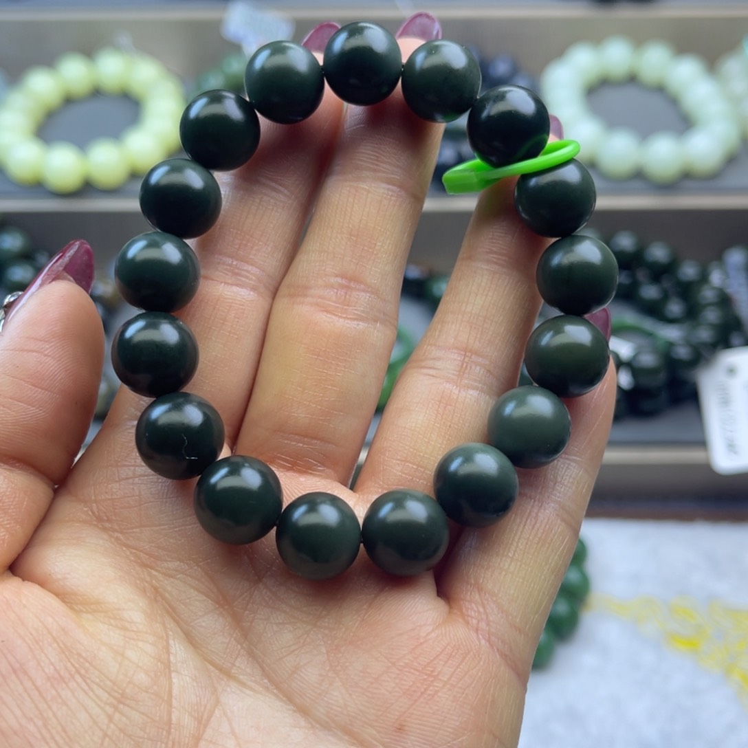 和田玉手链未镶嵌