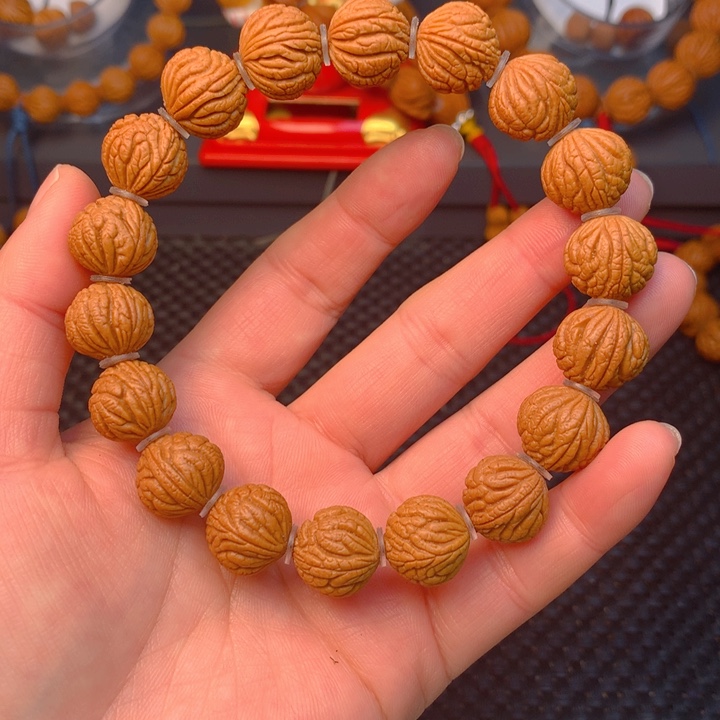 桃核吊坠满天星妮妮