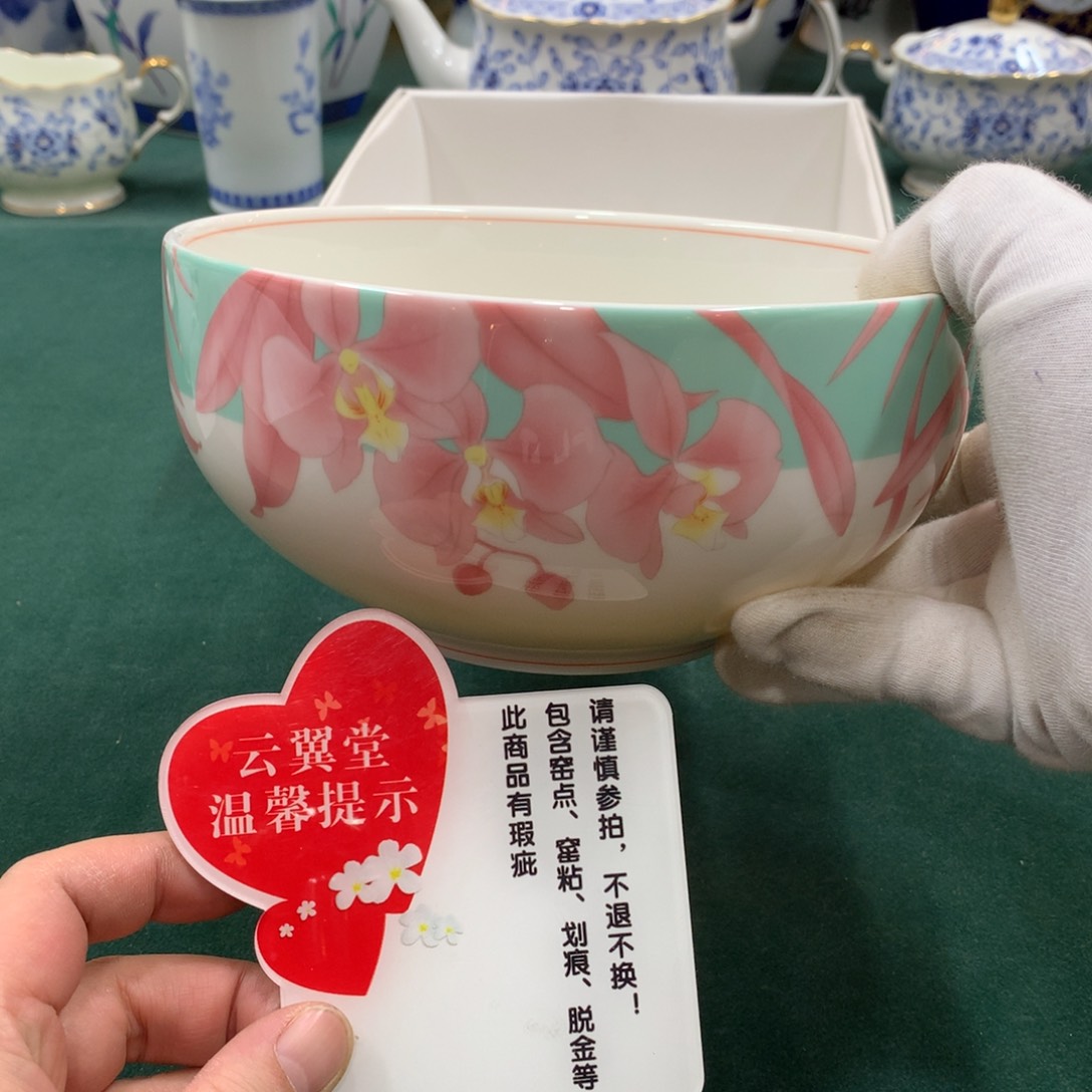 摆件全是大漂亮瓷器啊美美哒