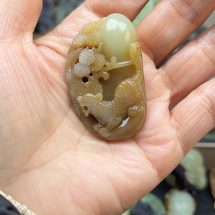 和田玉（糖玉）未镶嵌手链