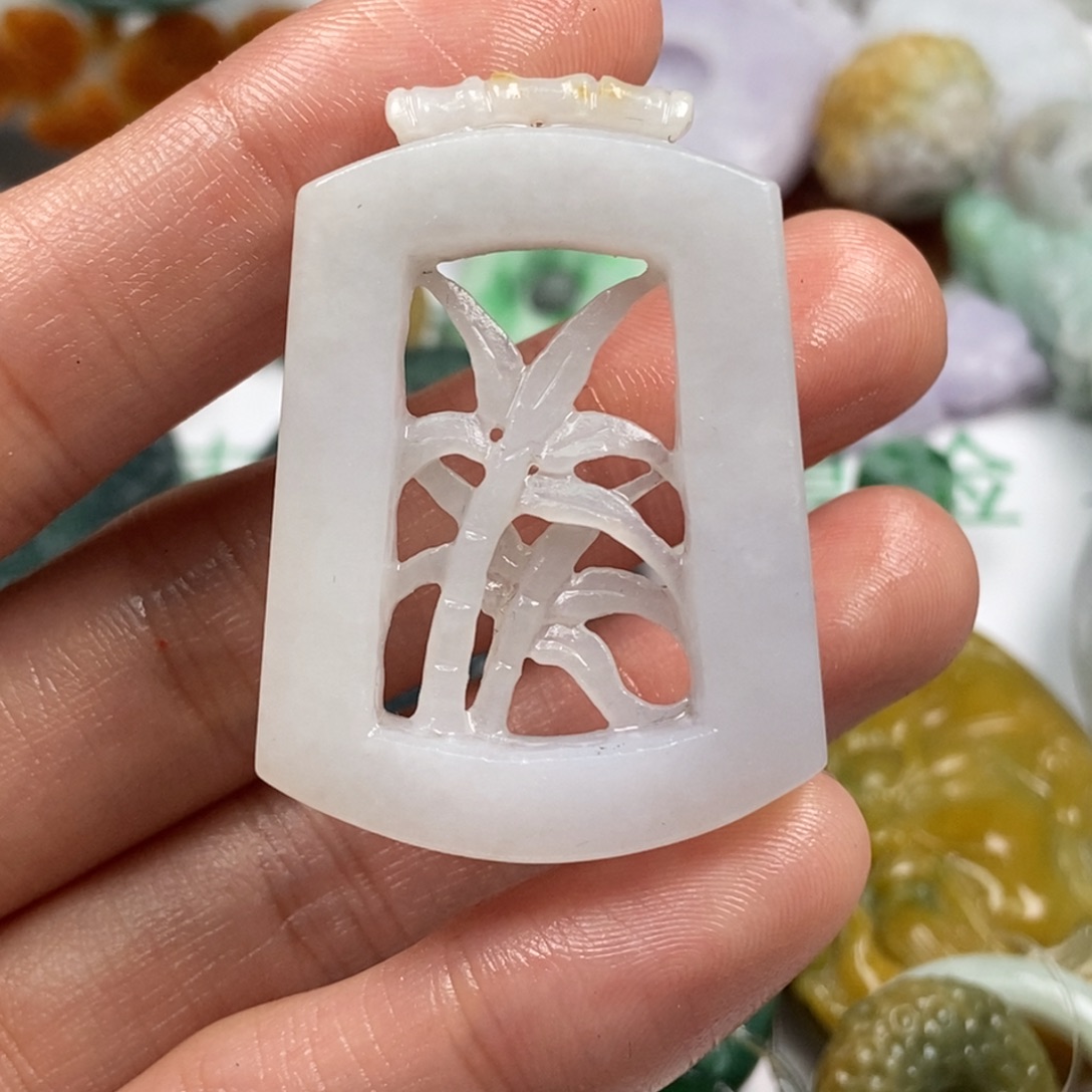 定制翡翠未镶嵌翡翠