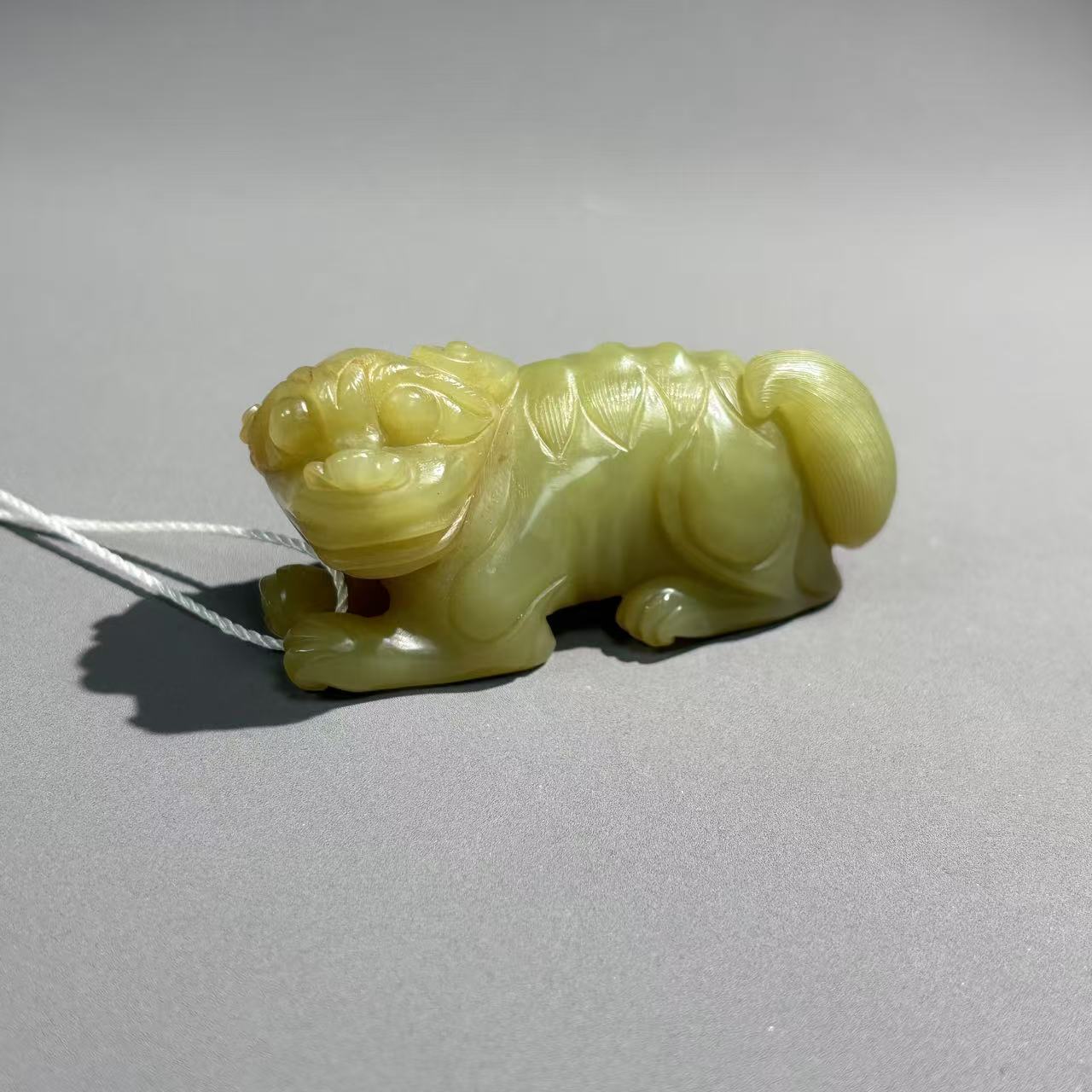 清代和田玉黄玉瑞兽