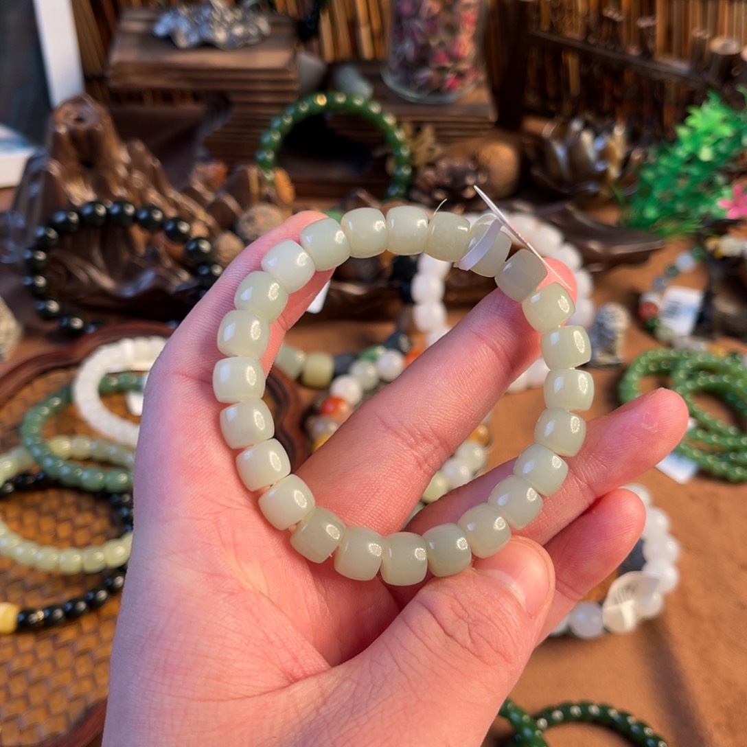 和田玉未镶嵌手链