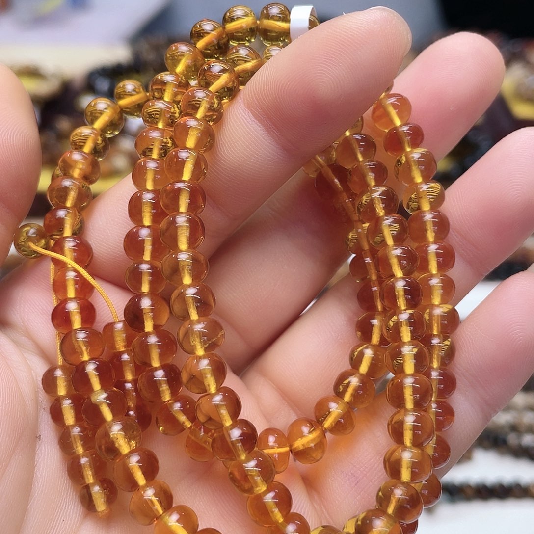 琥珀裸石未镶嵌六11350