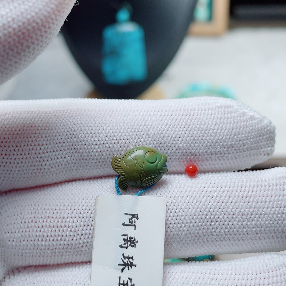 未镶嵌南红玛瑙珠宝奇石