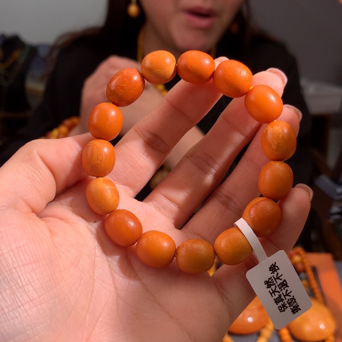 蜜蜡手串未镶嵌天然