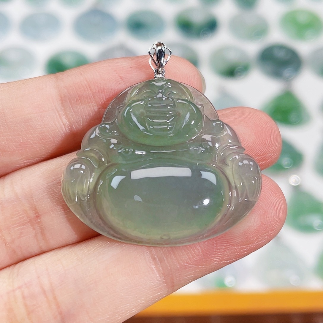 颈饰18K金镶嵌翡翠吊坠