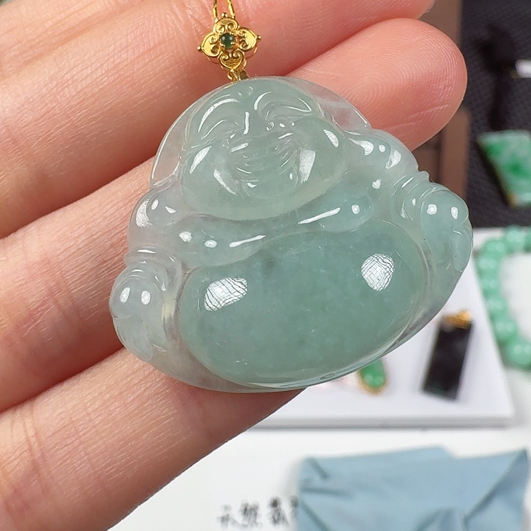 翡翠18K金镶嵌颈饰