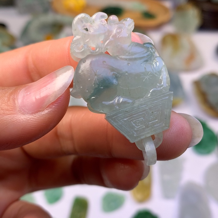 定制翡翠未镶嵌翡翠