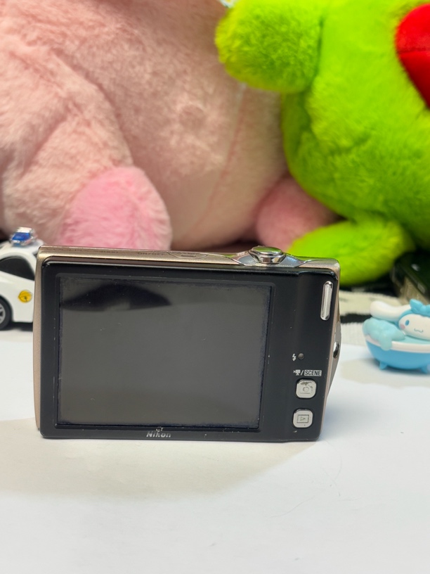 9新  尼康s4000有品数码相机高清照相机学生旅游校园复古入门