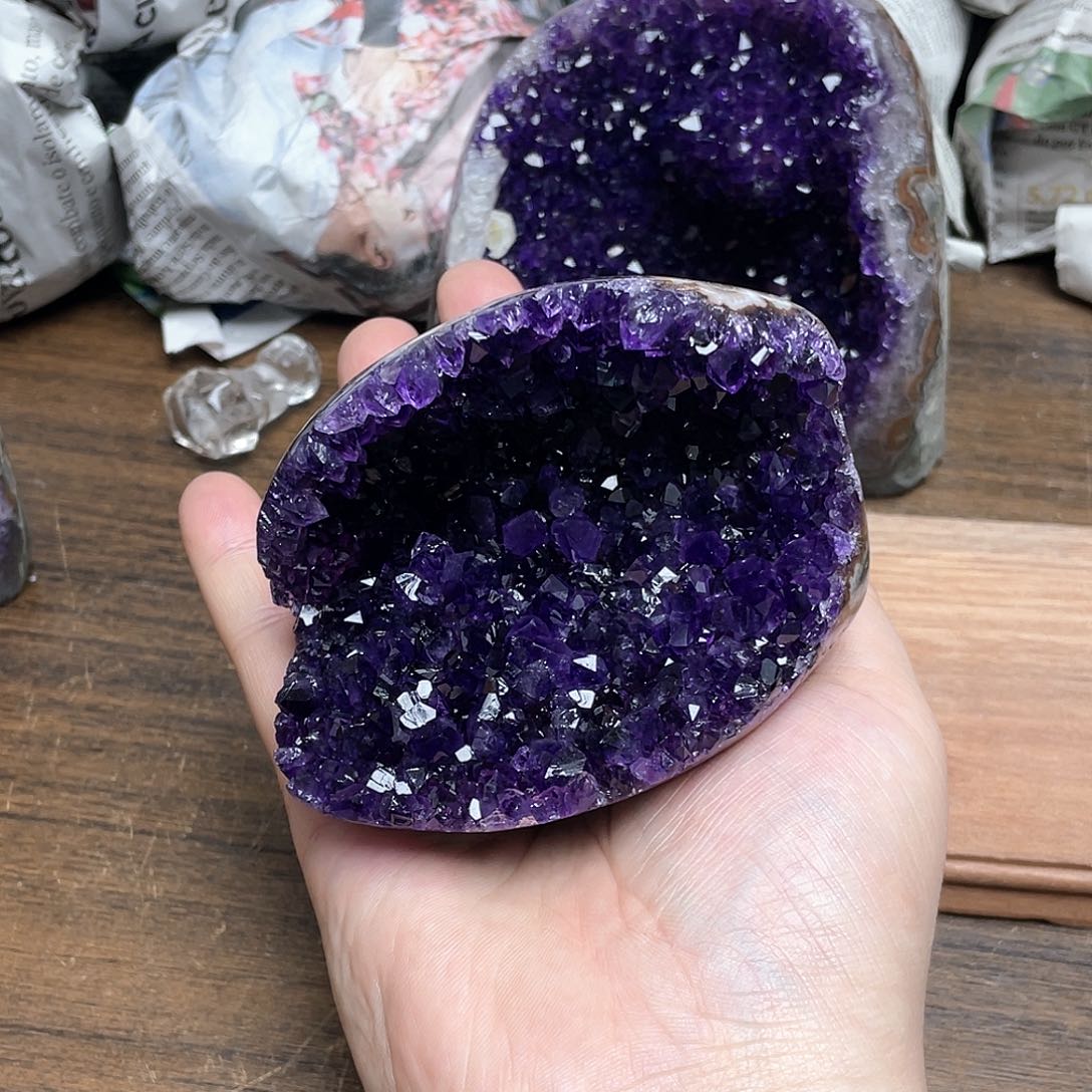 紫晶大型摆件（非配饰）未镶嵌