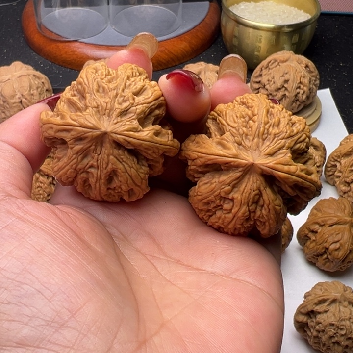 文玩核桃把件芳芳粗筋43全品