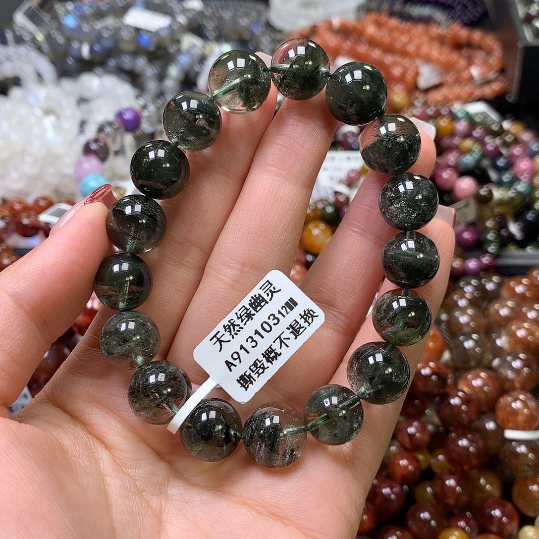 水晶手链未镶嵌，b