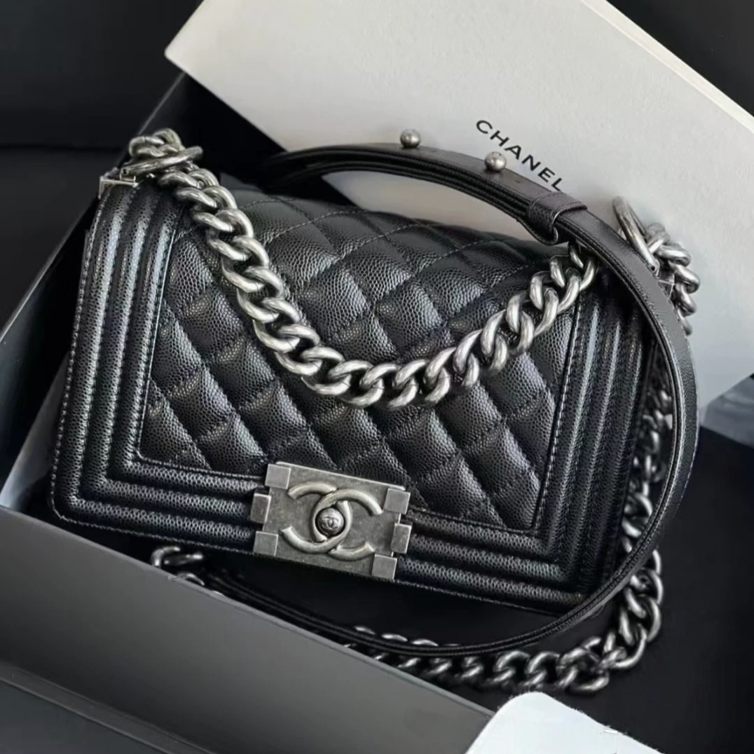 99新 Chanel/香奈儿 蔚蓝/黑银牛皮 小号Leboy 北京