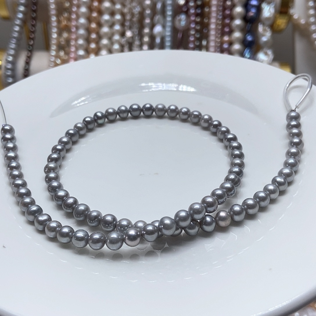 淡水珍珠颈饰合金