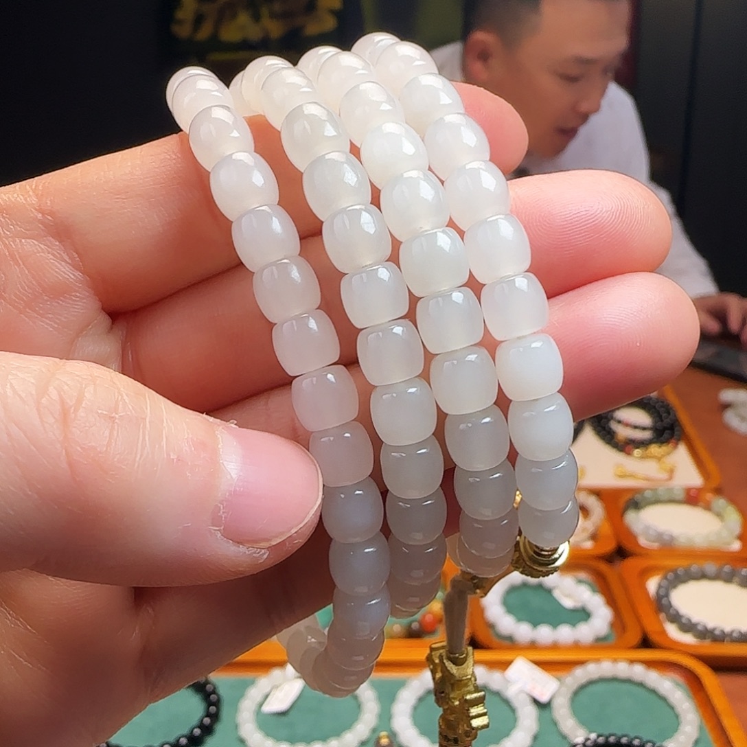 和田玉未镶嵌手链