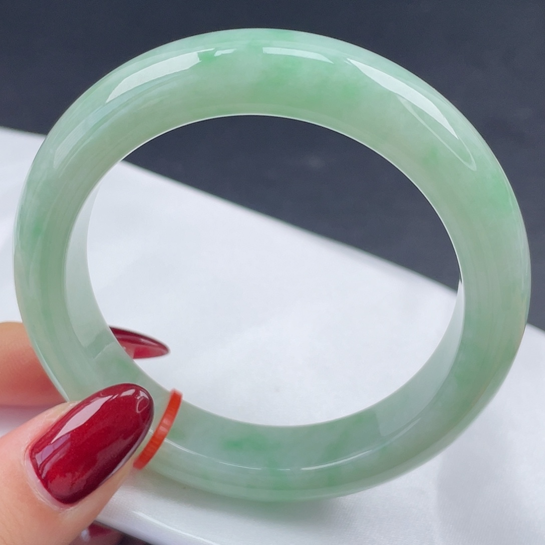 翡翠未镶嵌手镯55圈口