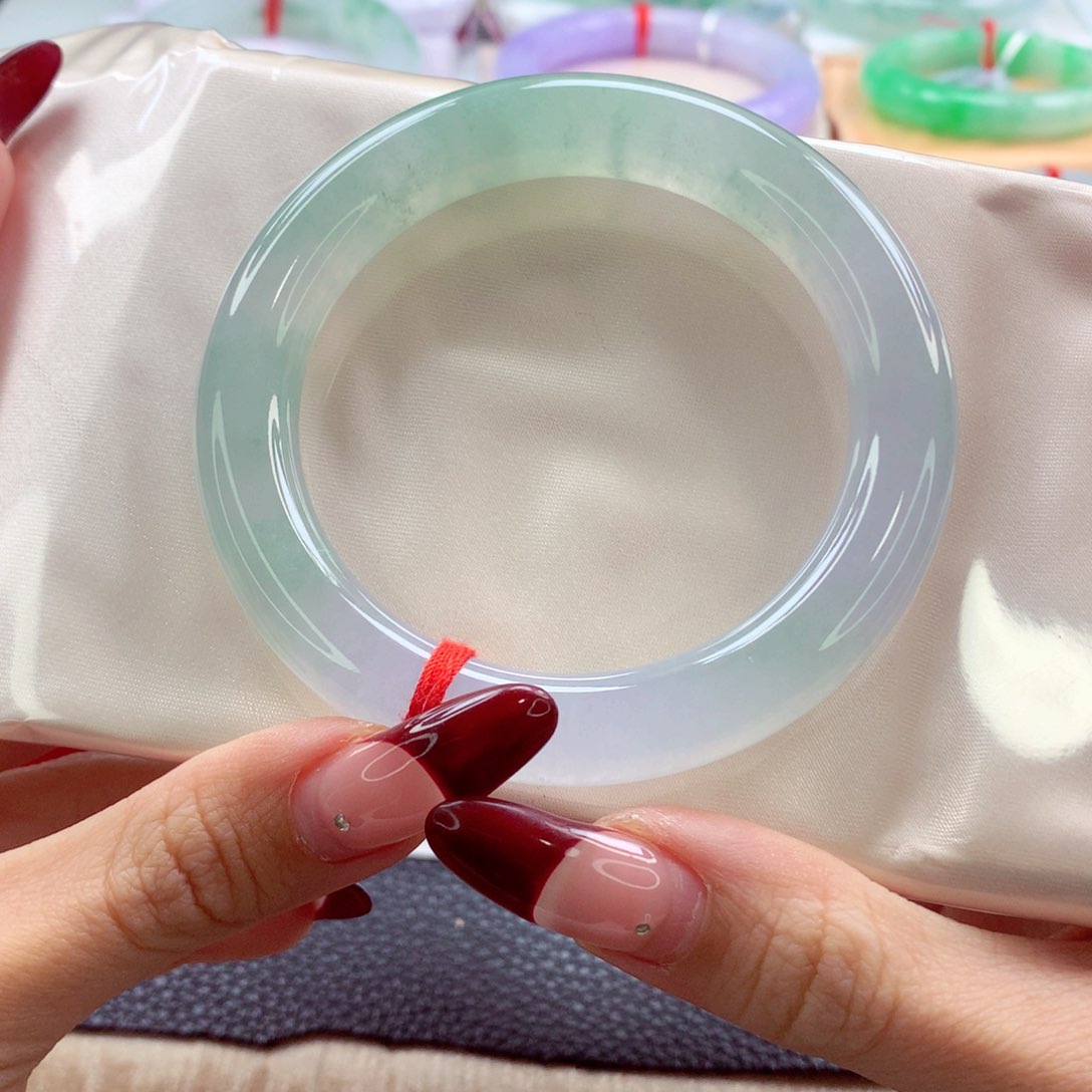 翡翠手镯未镶嵌55 梦幻冰春彩种水嘎嘎好 灵