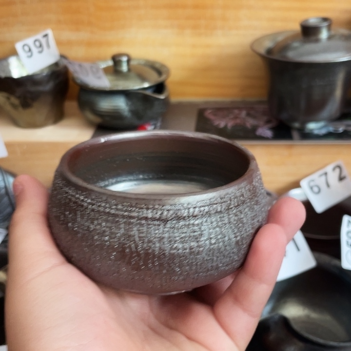 茶杯紫泥吞吞吐吐