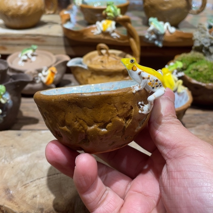 杯纯手工制作的杯子