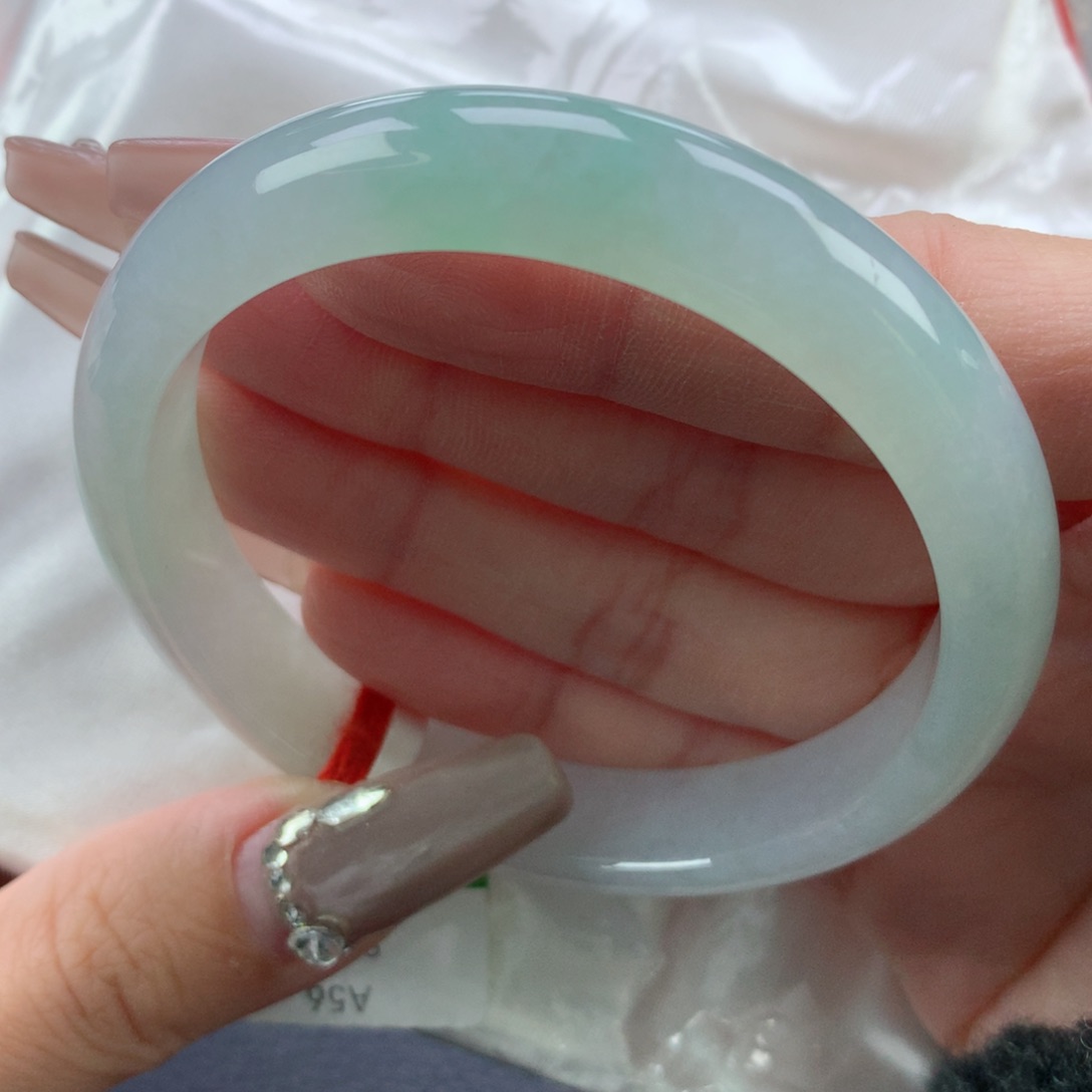 翡翠手镯未镶嵌56.8正圈