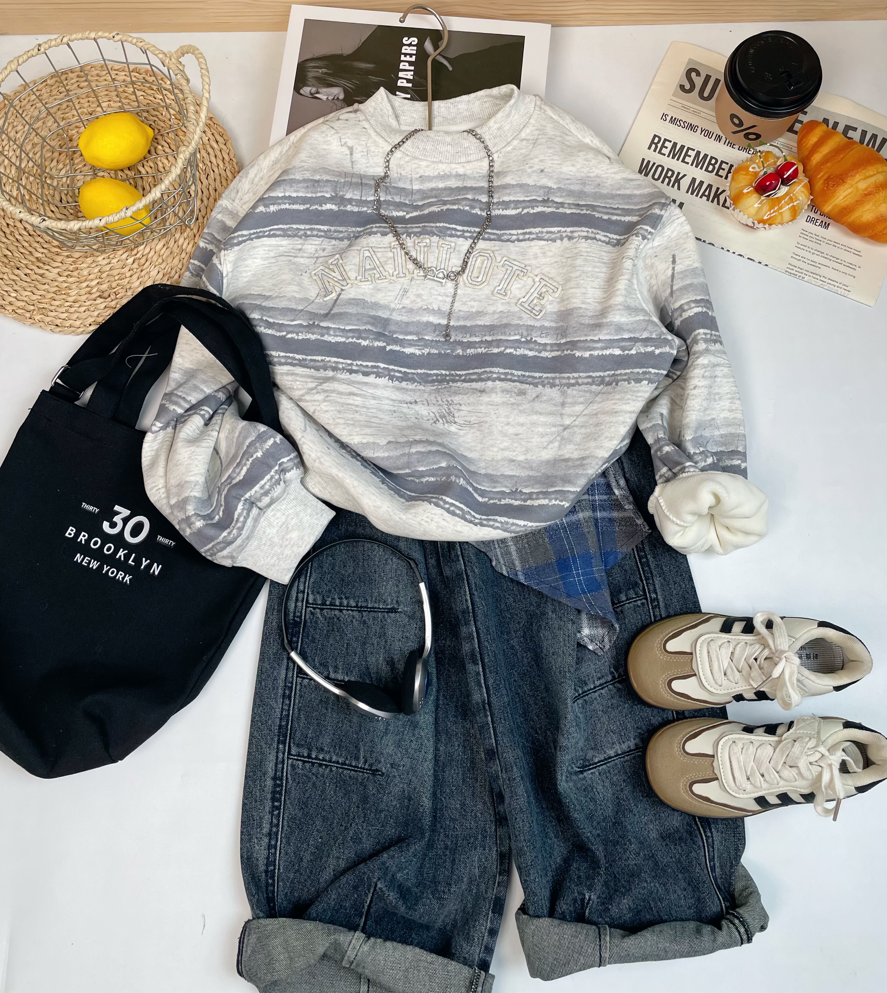 sisikids2025年冬季条纹绣花一体绒卫衣韩版男童长袖wy262072