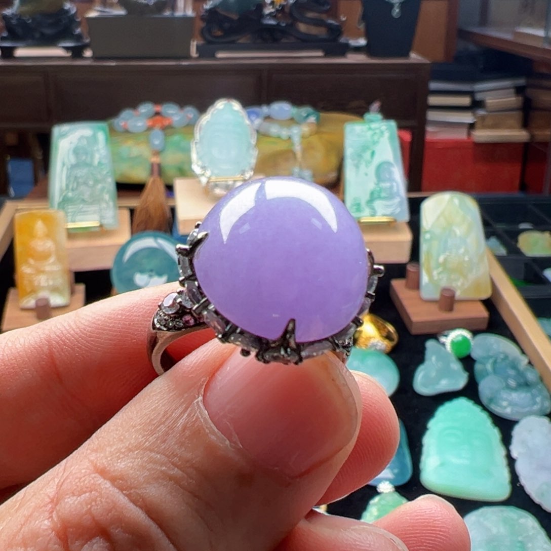 翡翠颈饰18K金镶嵌天然缅甸翡翠18K镶嵌