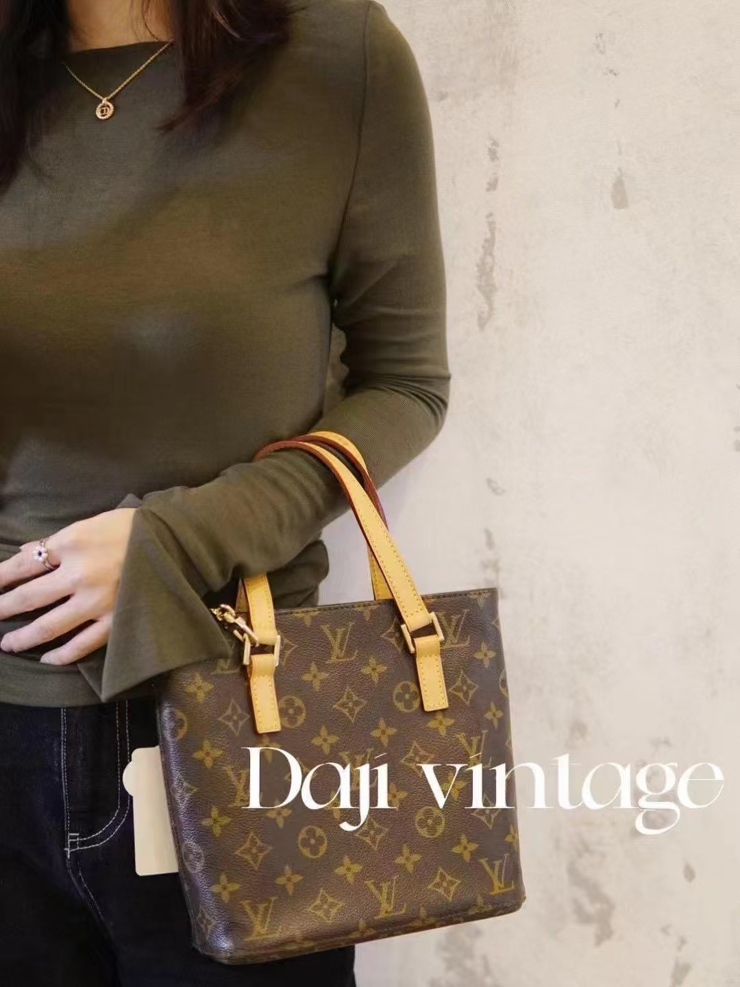 95新 LouisVuitton/路易威登 大吉中古/LV老花薇薇安手提包