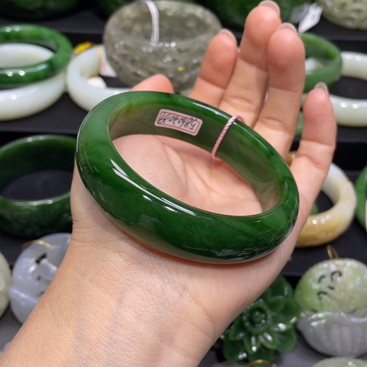 和田玉手镯57+圈口 编号106未镶嵌