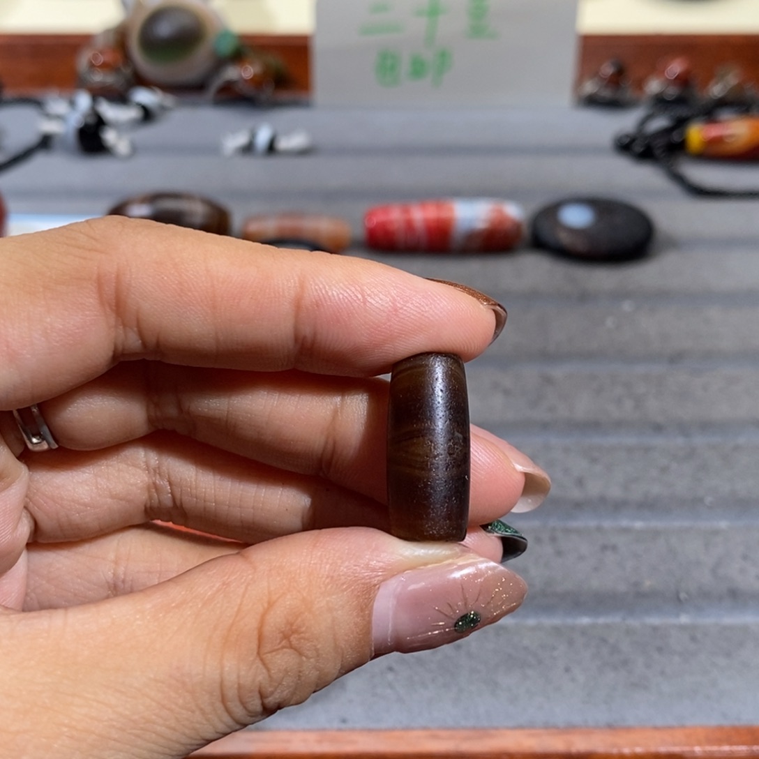 芝***芝合金颈饰玛瑙/玉髓