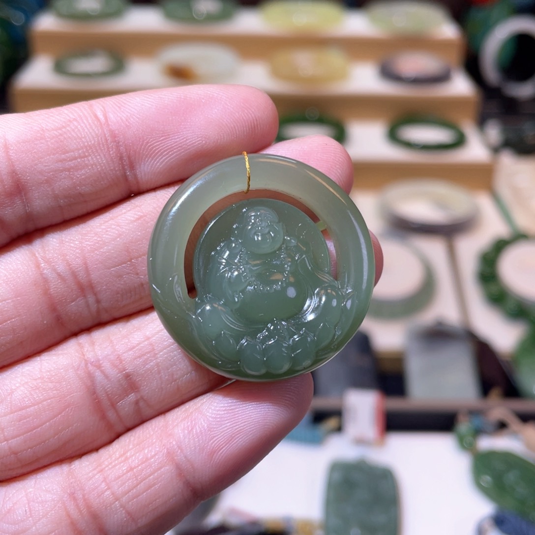 和田玉高冰晴水佛牌未镶嵌