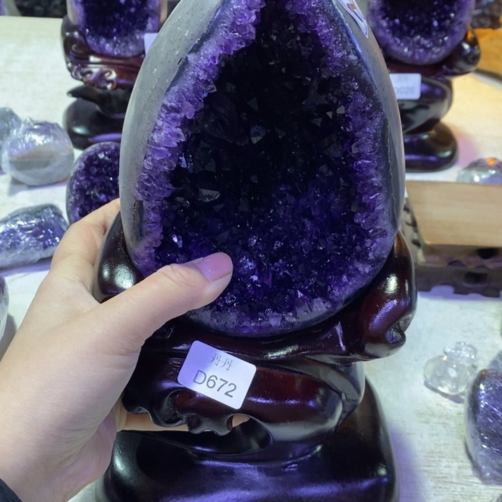 水晶摆件未镶嵌彩**糖摆件