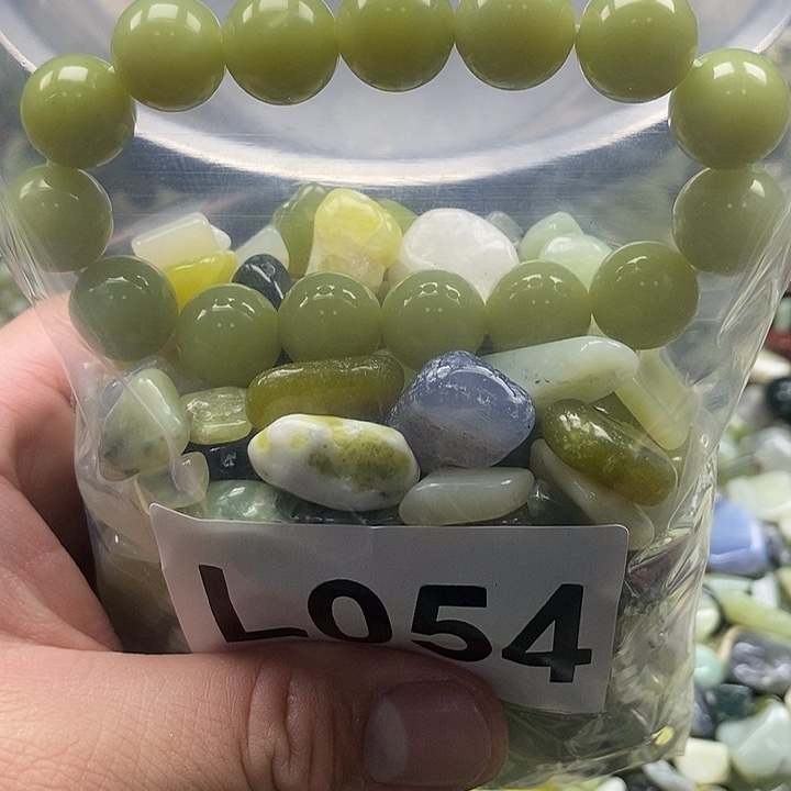 岫玉鱼缸石未镶嵌