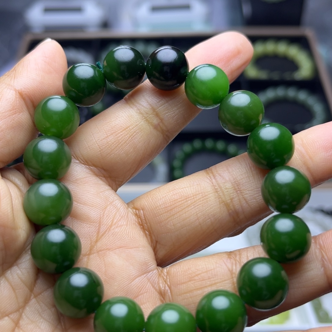 和田玉（碧玉）未镶嵌手串
