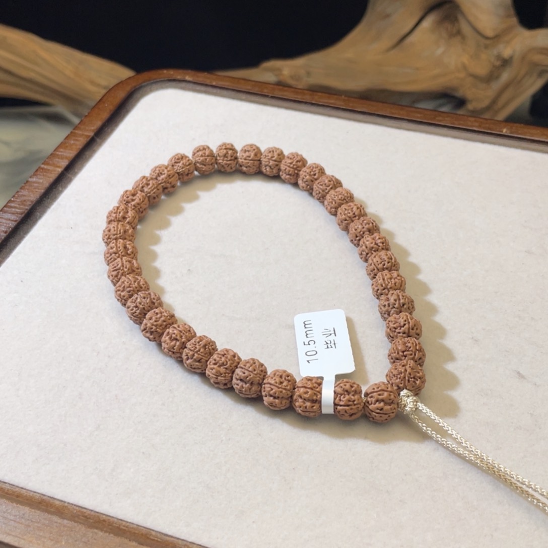 金刚菩提吊坠凹底梅花