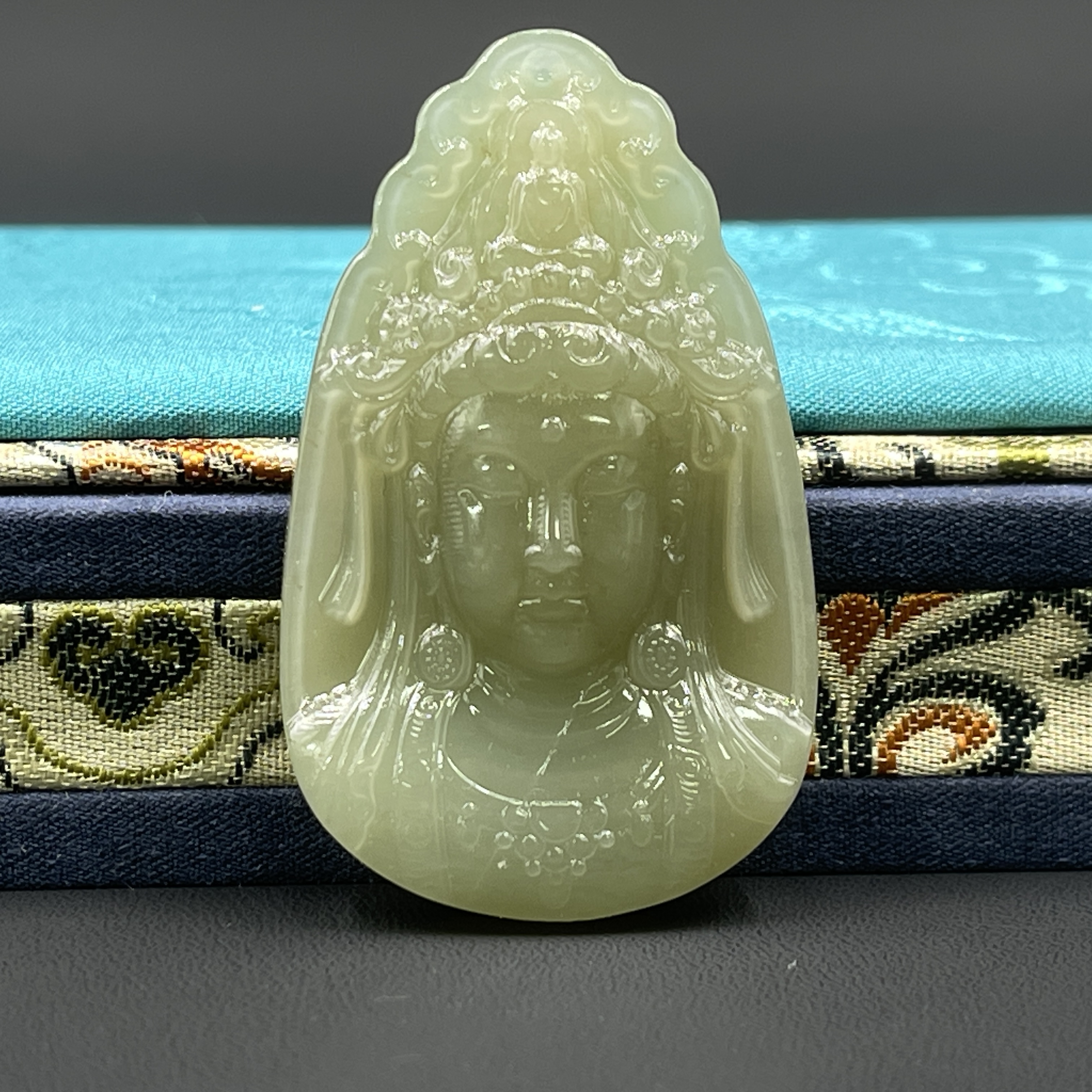 1220GY014和田玉挂件