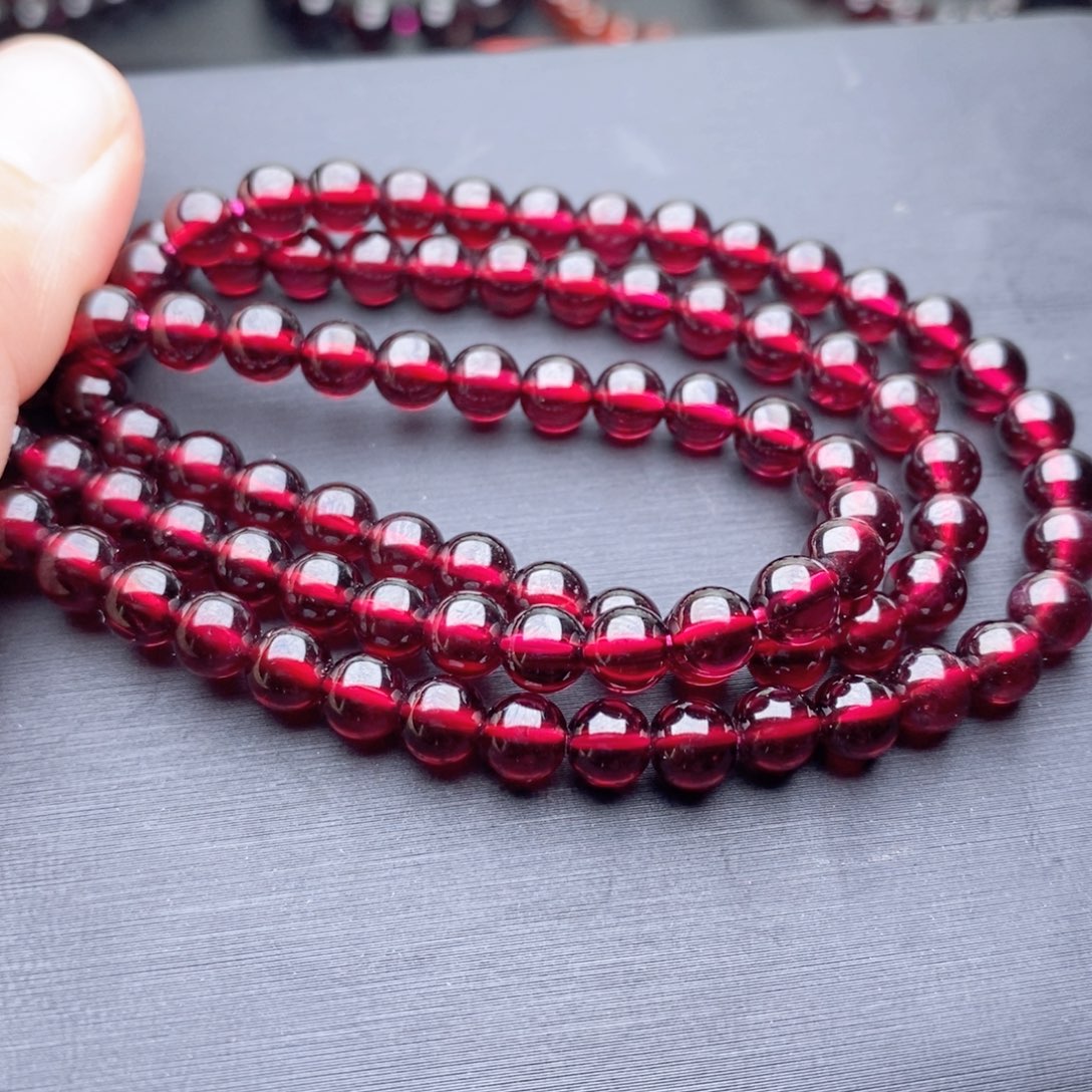 虎***舅手链未镶嵌石榴石大漏