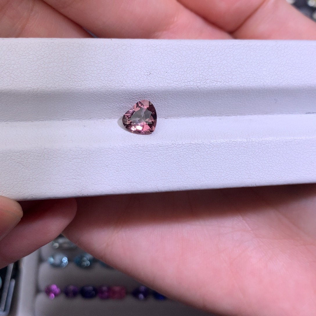 未镶嵌裸石碧玺1.615ct