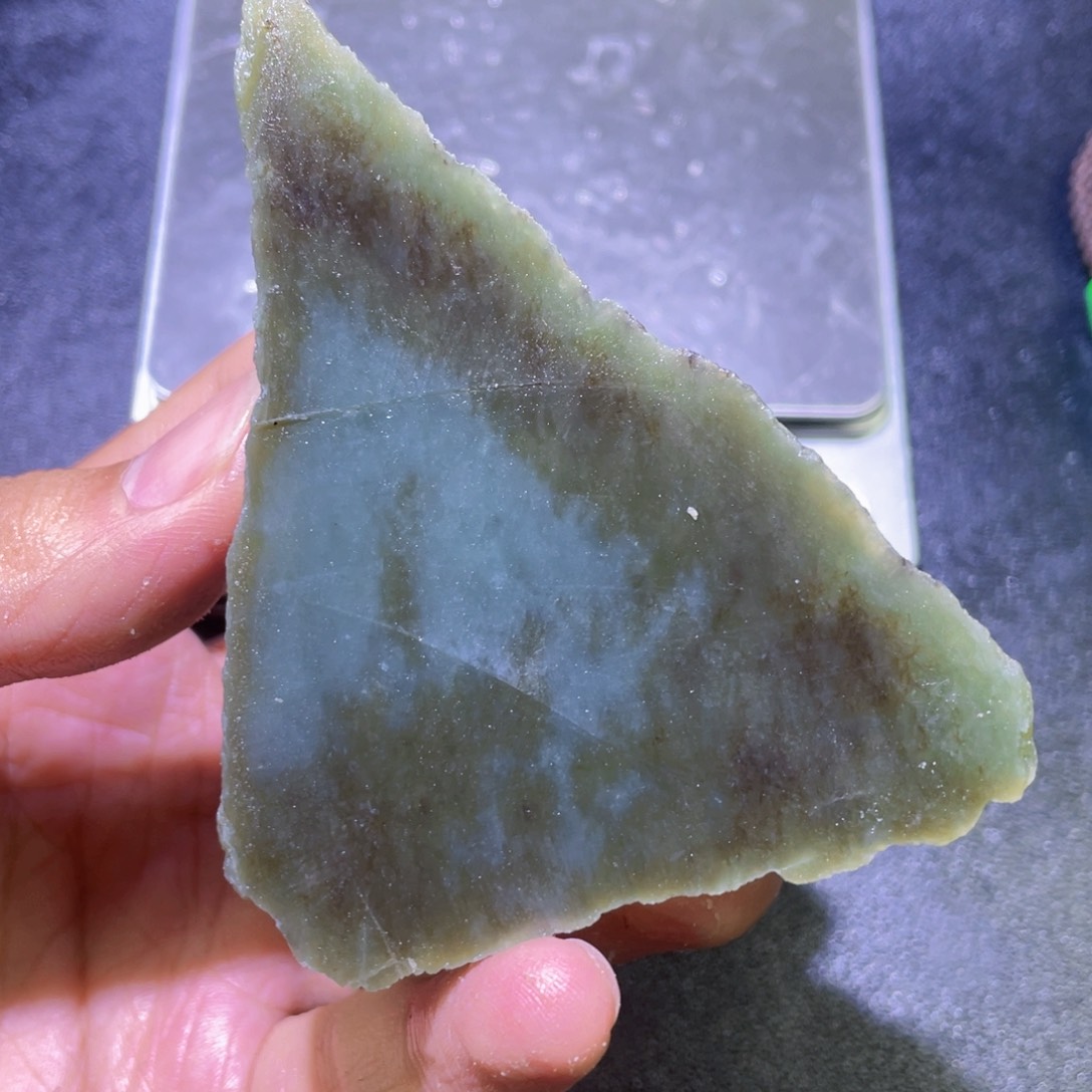 未镶嵌和田玉（糖玉）珠宝半成品