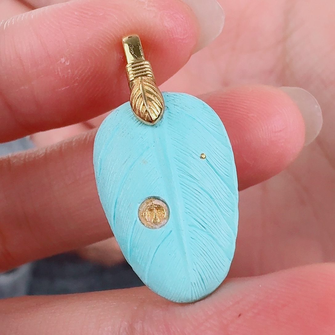 18K金镶嵌绿松石珠宝奇石