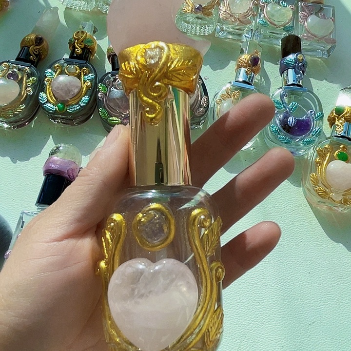 我***妹摆件水晶未镶嵌水晶